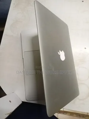 Laptop Apple MacBook Pro 2015 8GB Intel Core i5 SSD 512GB