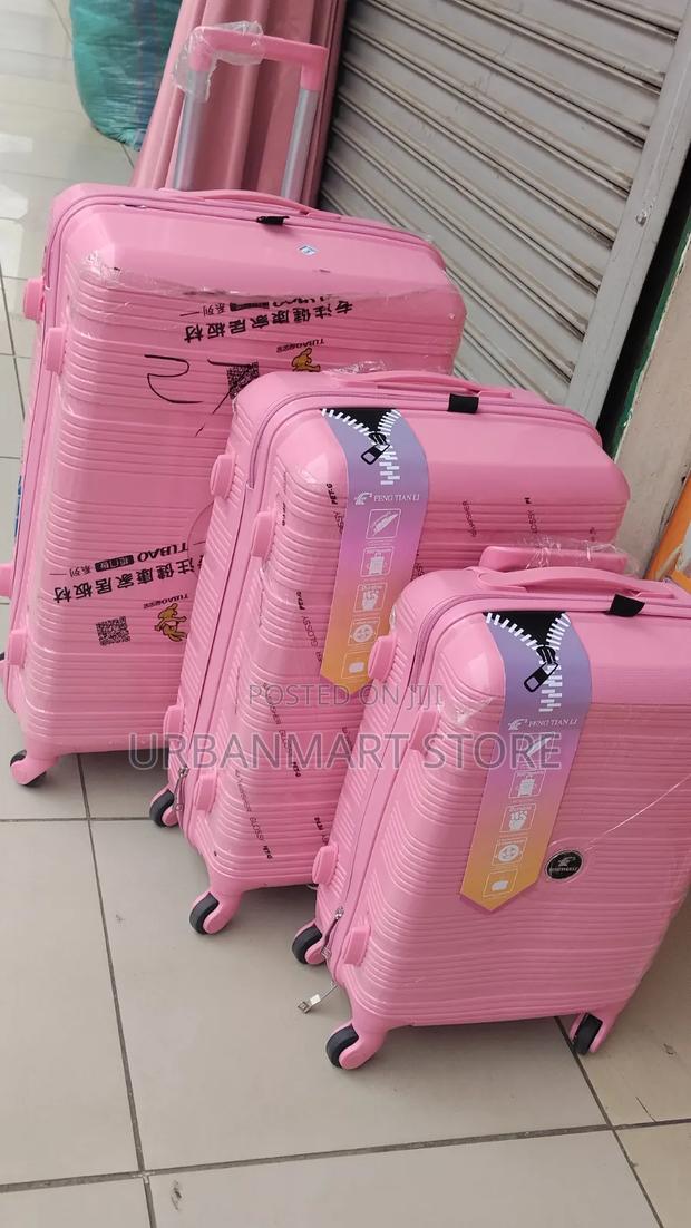Strong 3-in-1 Rubber Suitcase Set With Silent 360° Wheels - main view