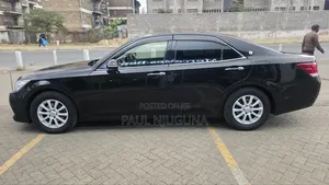 Toyota Crown 2014 Black