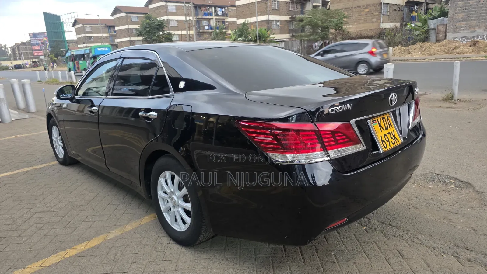 Toyota Crown 2014 Black