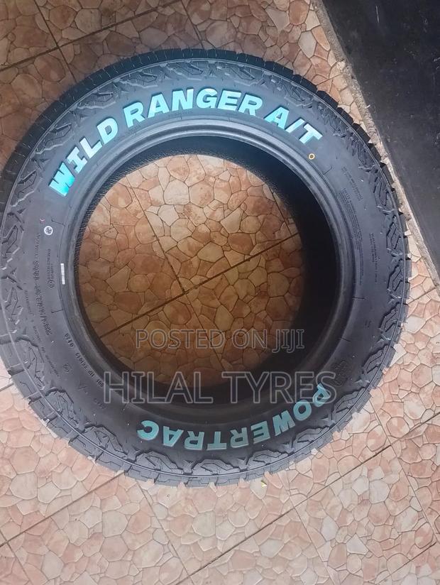 285/55r18 Powertrack - thumbnail 3