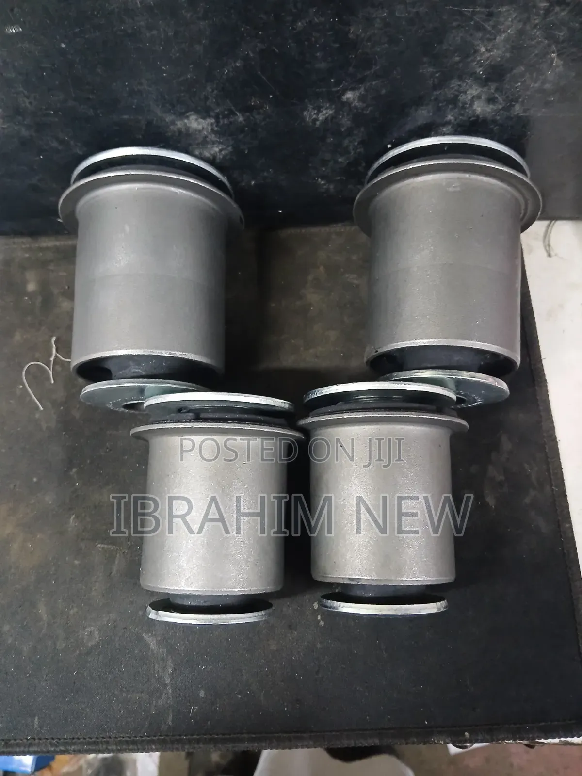 Hilux Revo (Lower Arm Bushing 4)set 2big 2 Small.