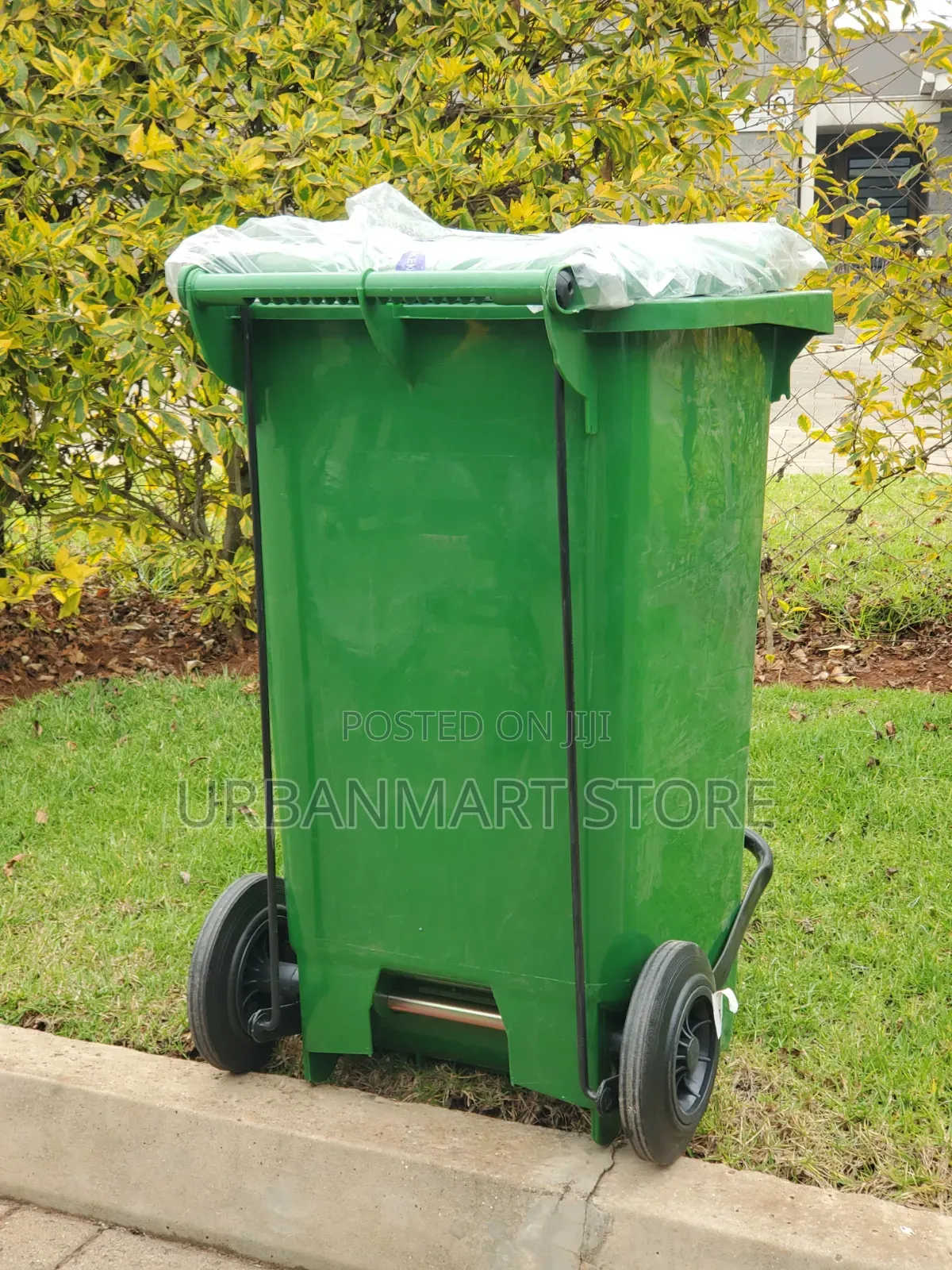 Kenpoly 100L Waste Collection Bin With Wheels