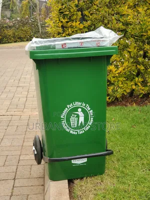 Large Kenpoly 100L Dustbin With Secure Lid, Pedalled