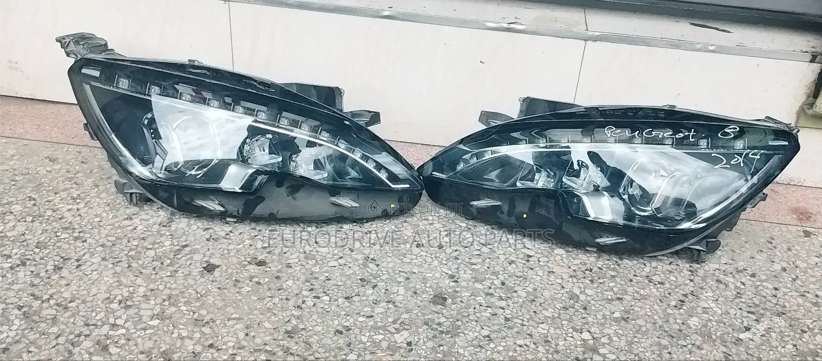 Peugeot 308 T9 Headlight Xenon 2018-2020
