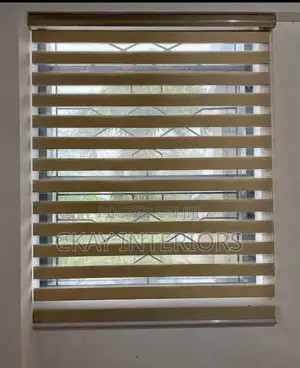 Keeping Sunlight Under Control With Horizontal Office Window Blinds