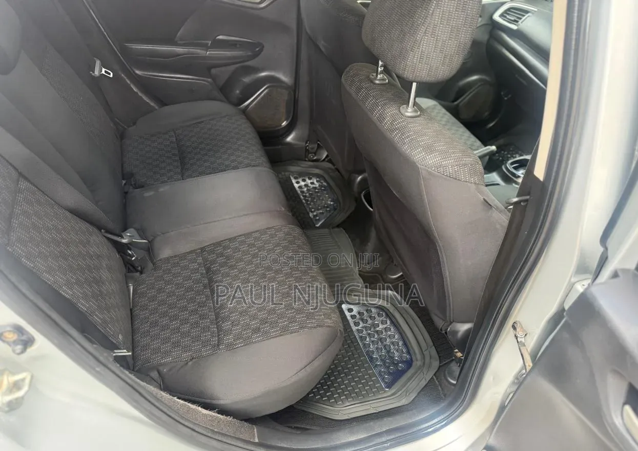 Honda Fit 2015 Silver