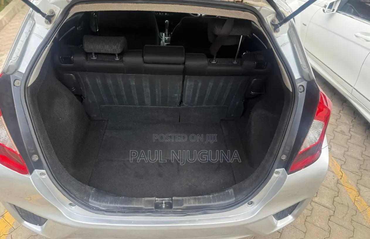Honda Fit 2015 Silver