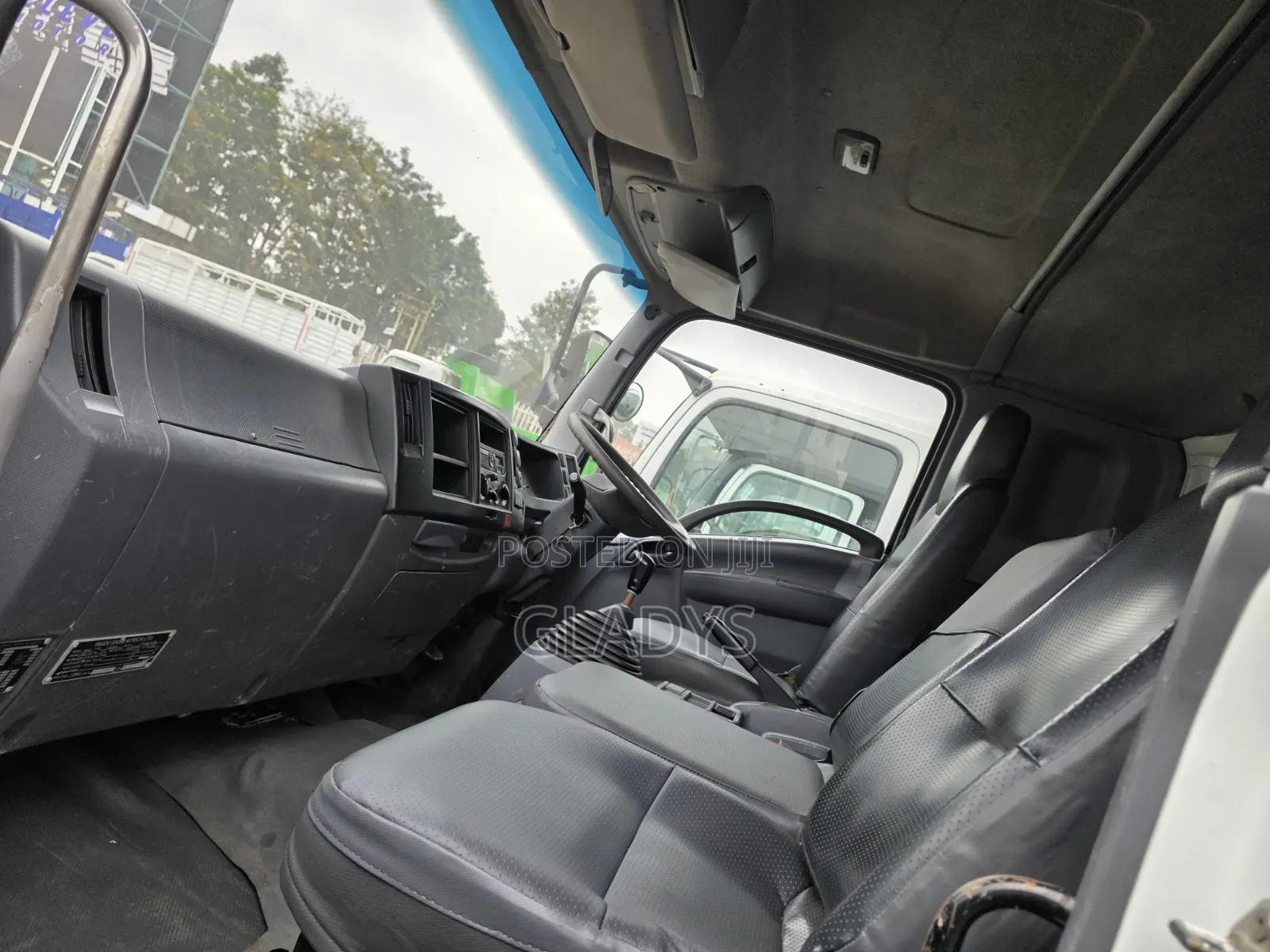 Isuzu FRR90 Open Body Year 2020