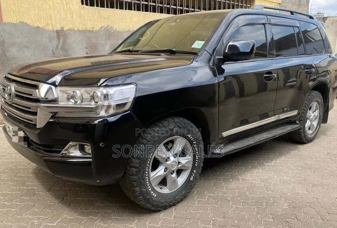 Toyota Land Cruiser 2009 Black