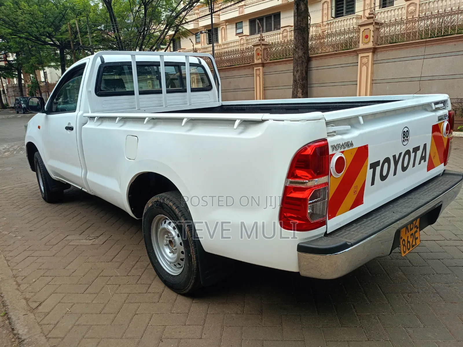 Toyota Hilux 2013 White