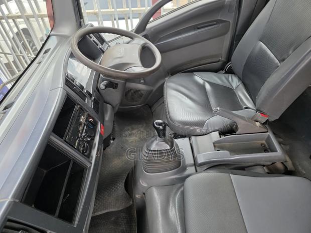 Isuzu NQR Open Body Year 2019 - thumbnail 4