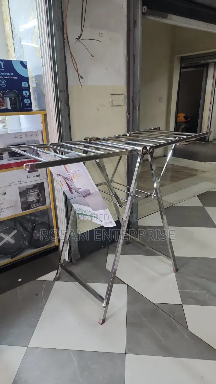 Strong Metallic Drying Hanger Rack
