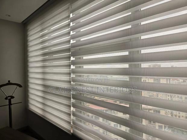 Creating the Perfect Ambience With Horizontal Office Window Blinds - thumbnail 2