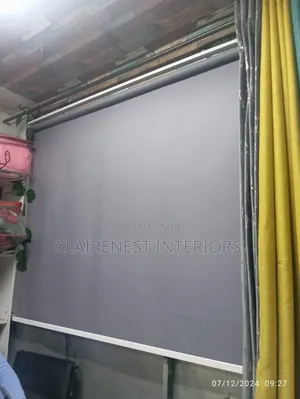 Window Fashion at Its Best With Horizontal Office Roller Blinds