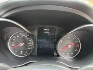 Mercedes-Benz C200 2015 Black