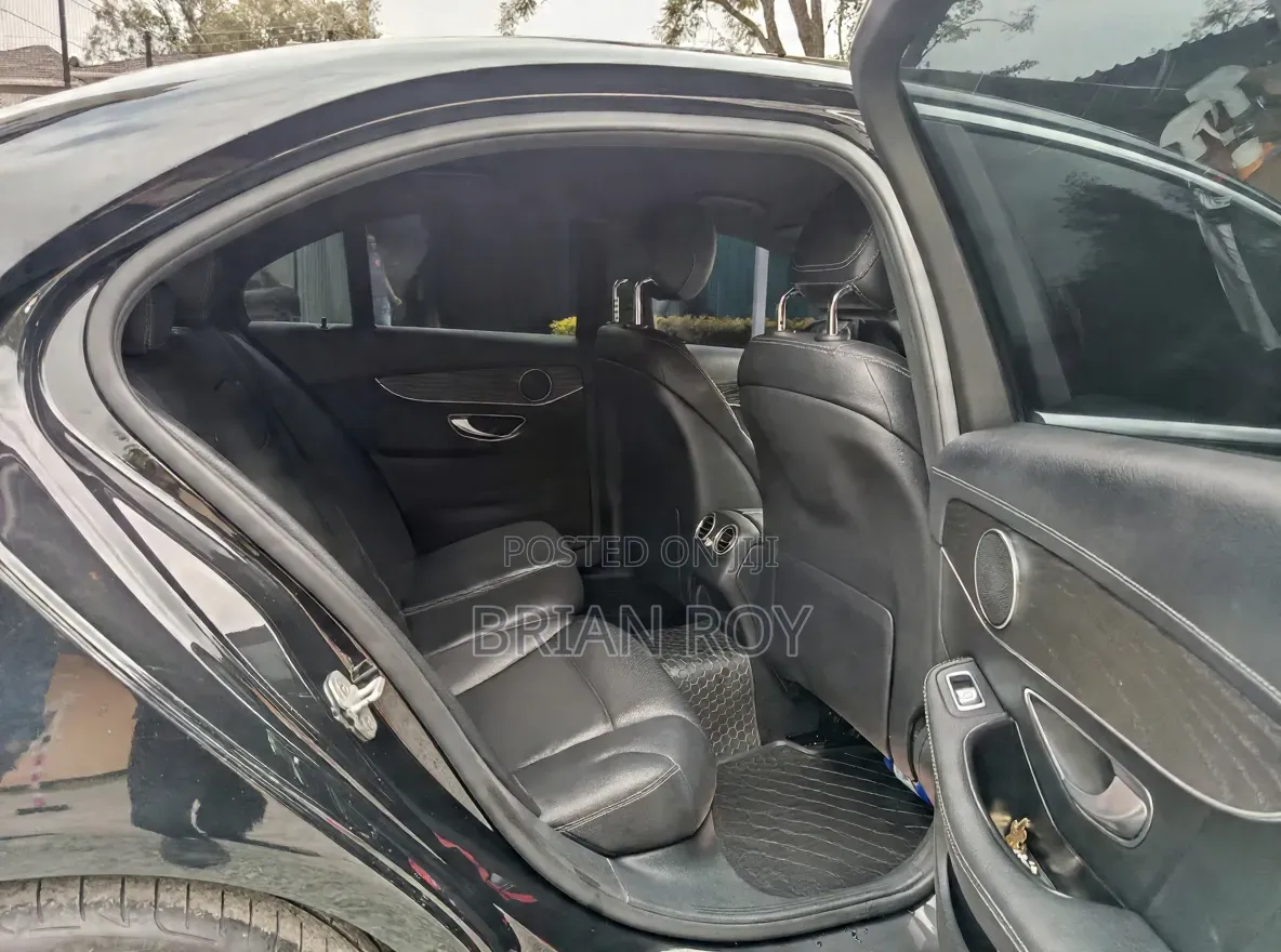 Mercedes-Benz C200 2015 Black