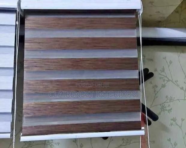 Make Your Windows the Highlight With Horizontal Office Window Blinds - thumbnail 2