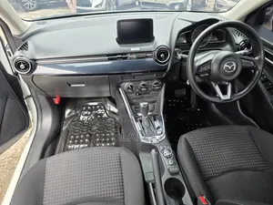 Mazda Demio 2018 White