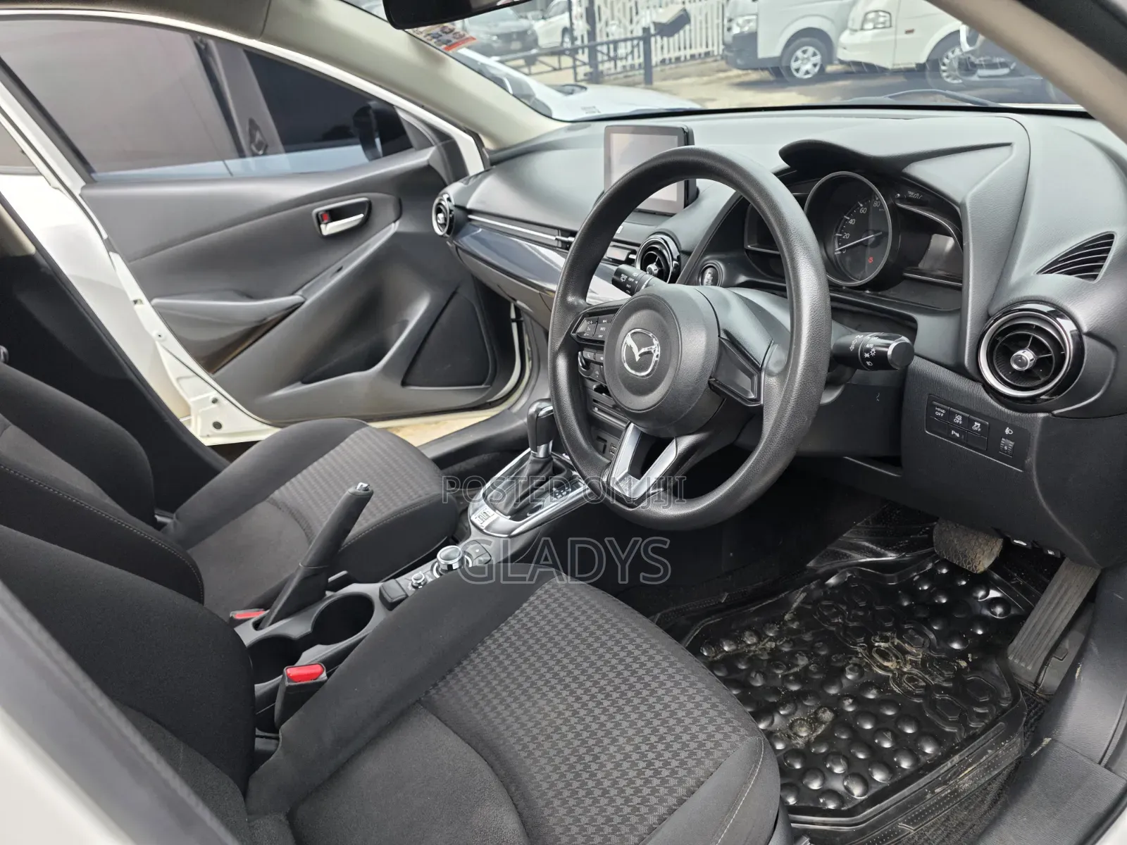 Mazda Demio 2018 White