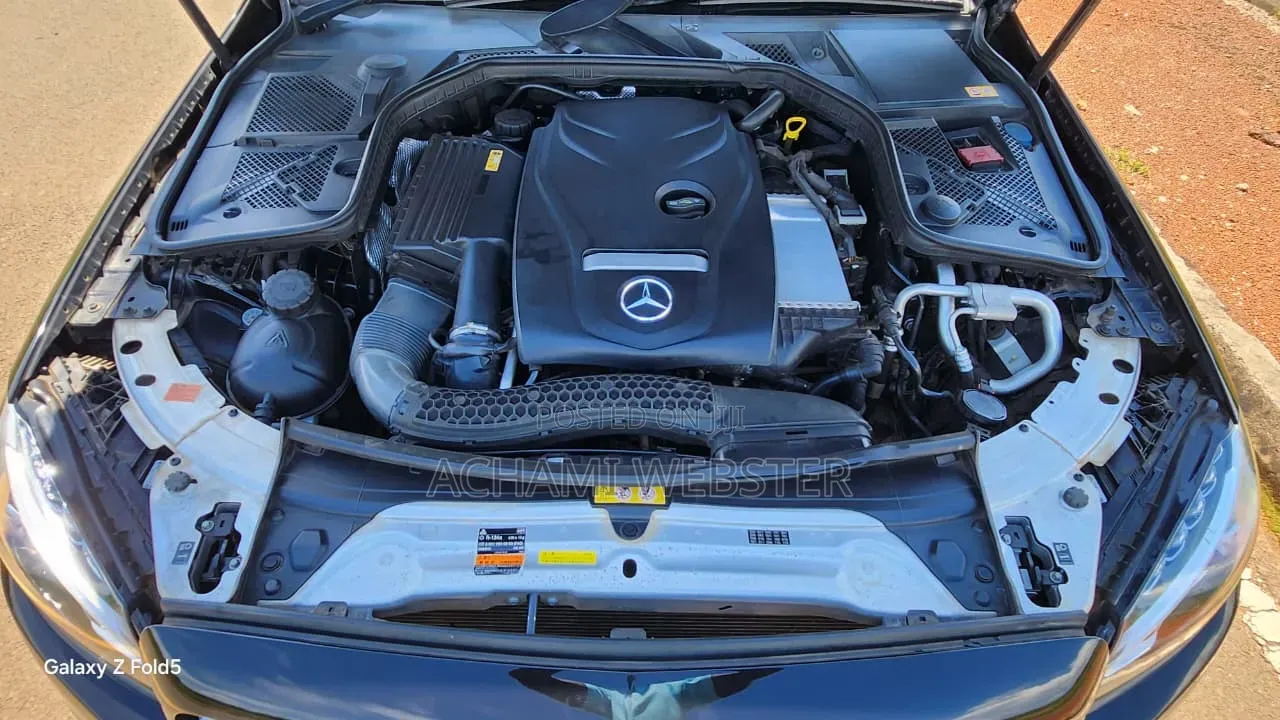 Mercedes-Benz C200 2016 Black