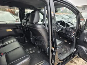 Toyota Esquire 2018 Black