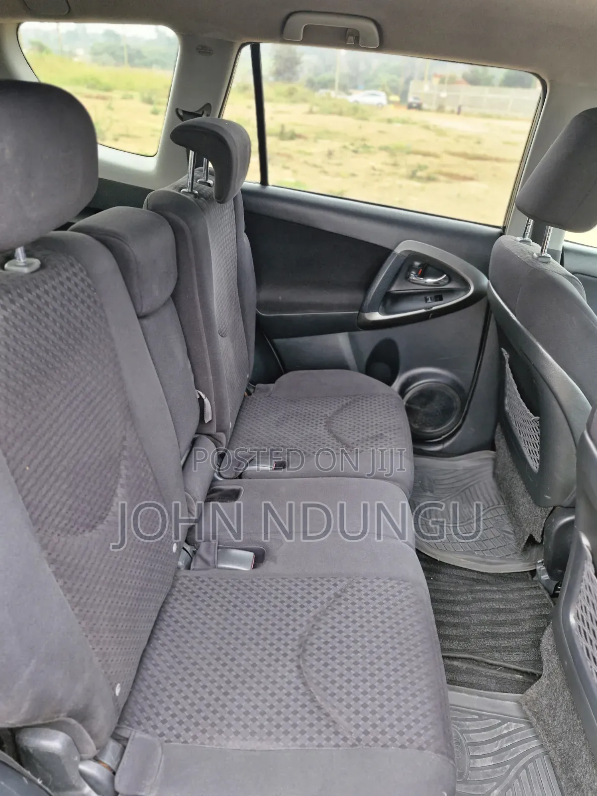 Toyota Vanguard 2010 Black