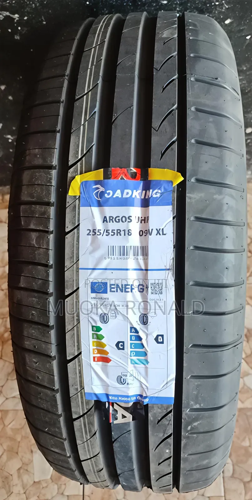 255/55r18 Roadking Tyre