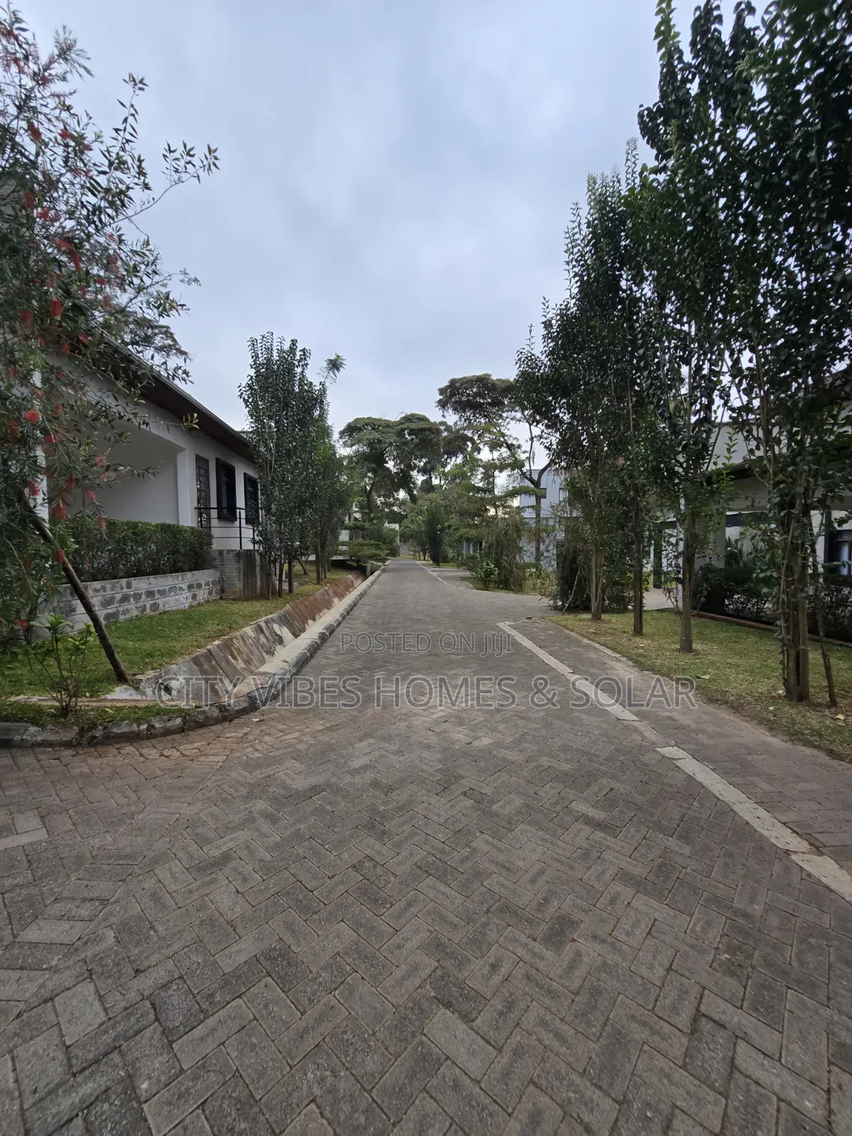 5bdrm Maisonette in Forest Line Gate, Karen C for sale