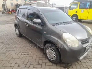 Toyota Passo 2012 Gray