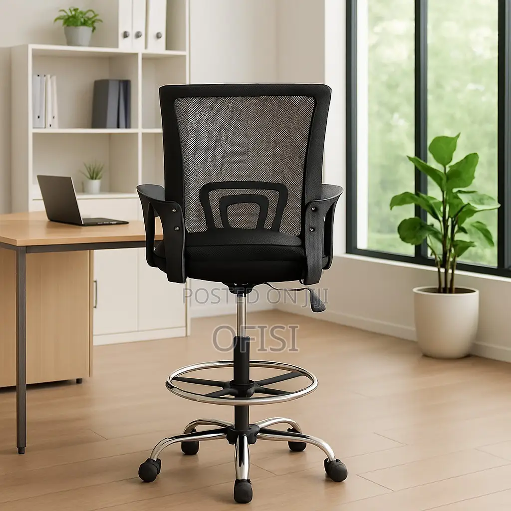 Office Chair;