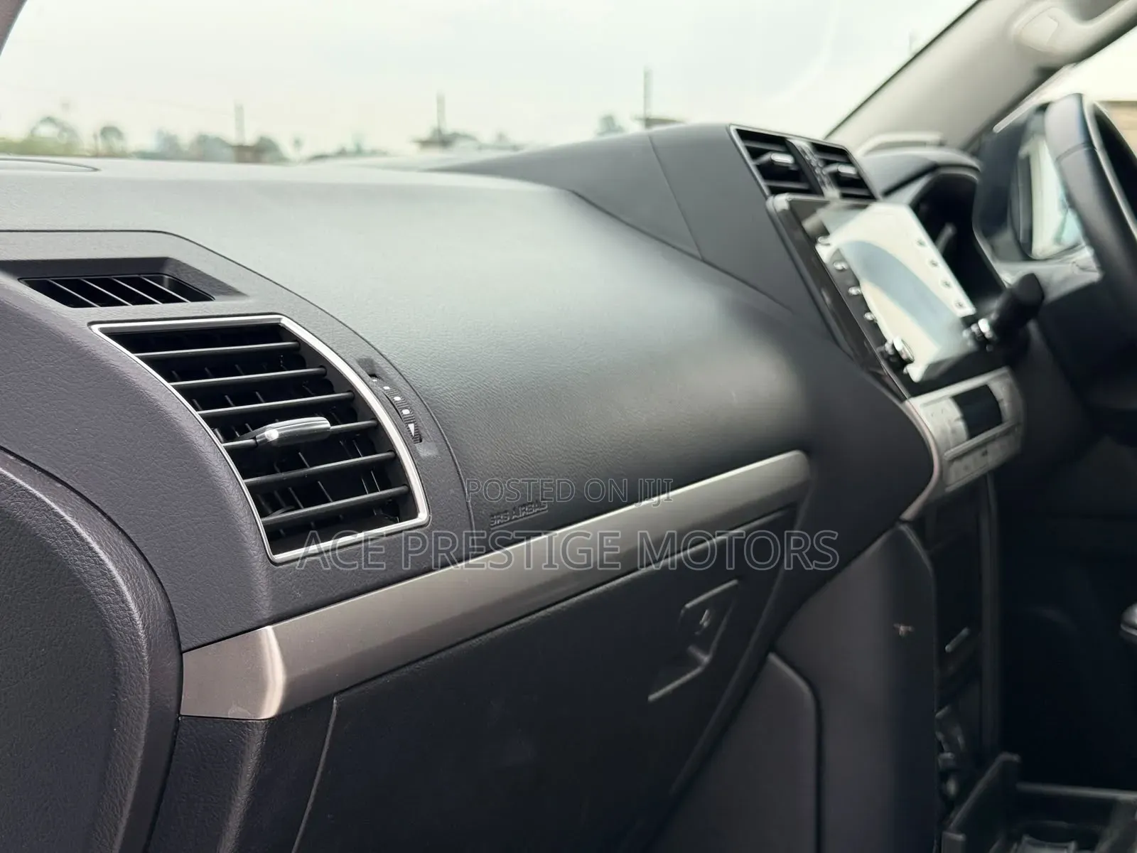 Toyota Land Cruiser Prado 2021 White