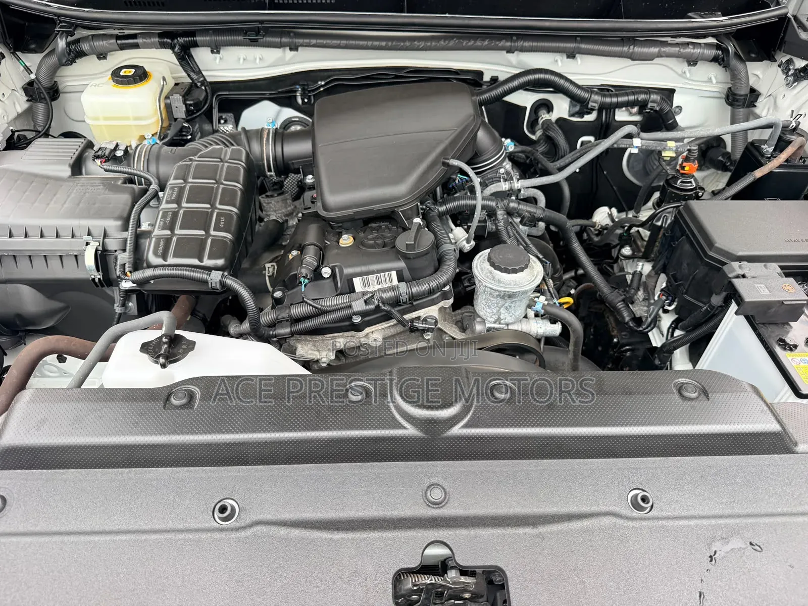Toyota Land Cruiser Prado 2021 White