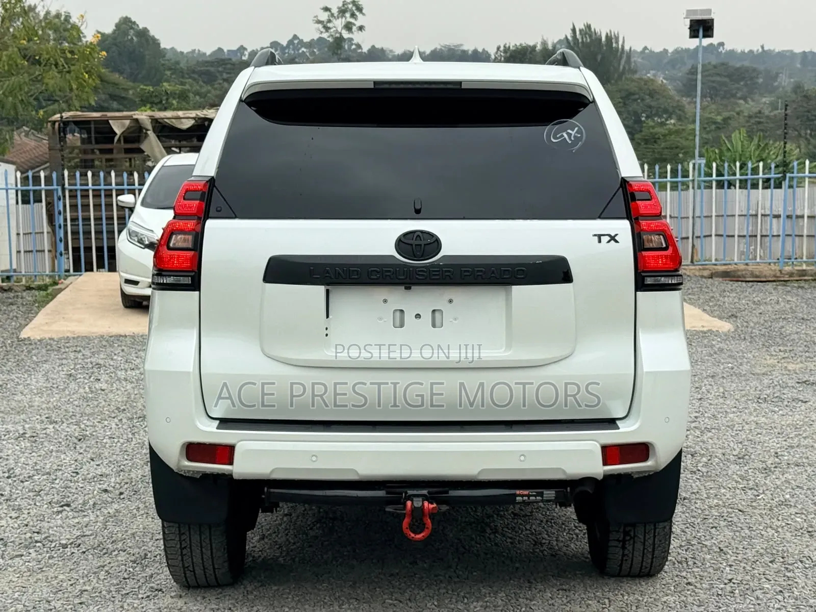 Toyota Land Cruiser Prado 2021 White