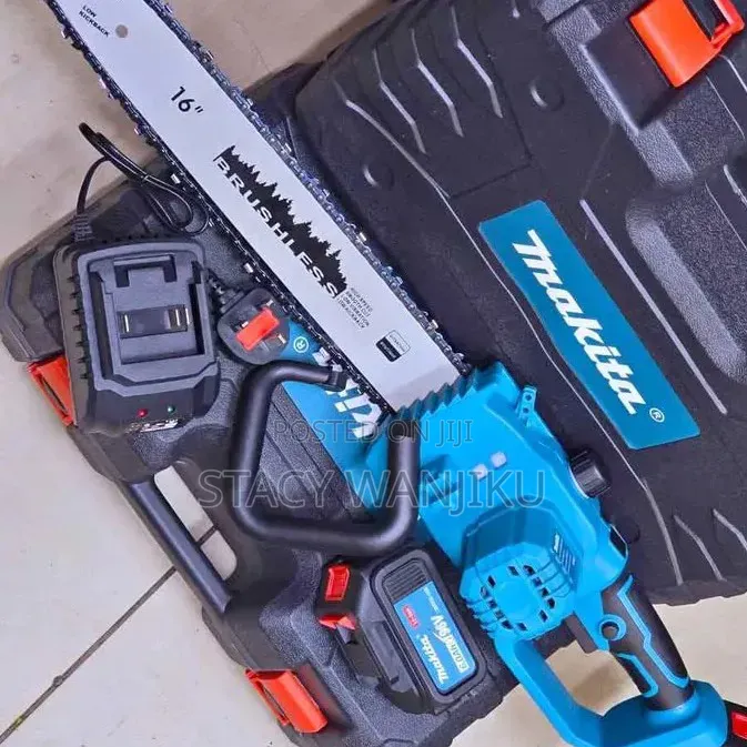 Makita Chainsaw/ Cordless Chainsaw