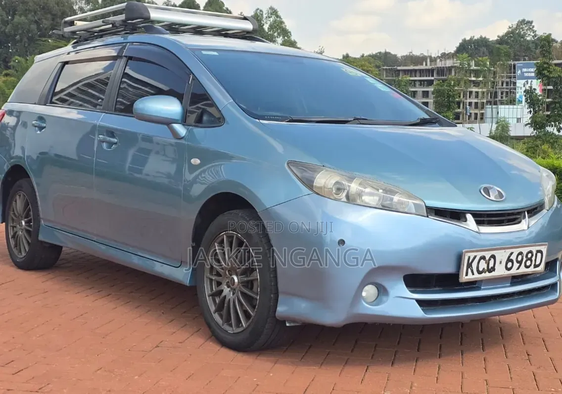 Toyota Wish 2011 Blue