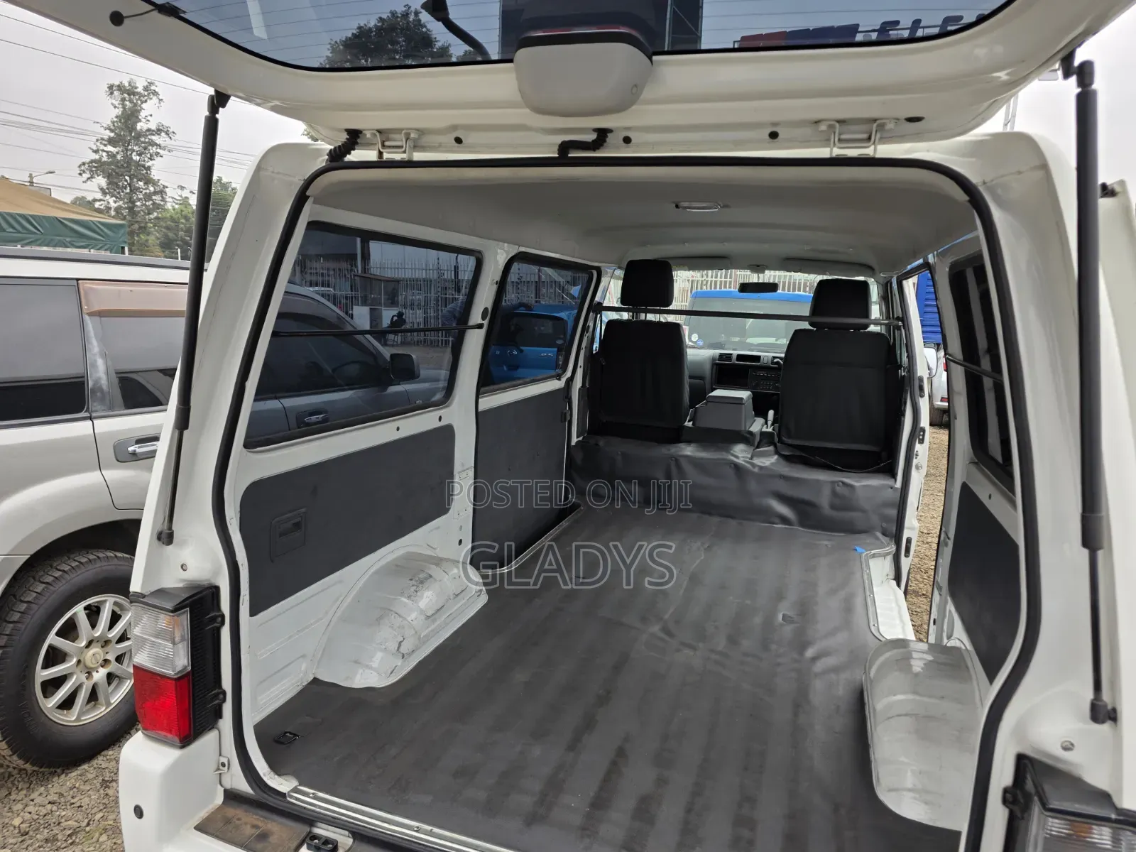 Mazda Bongo 2019 White
