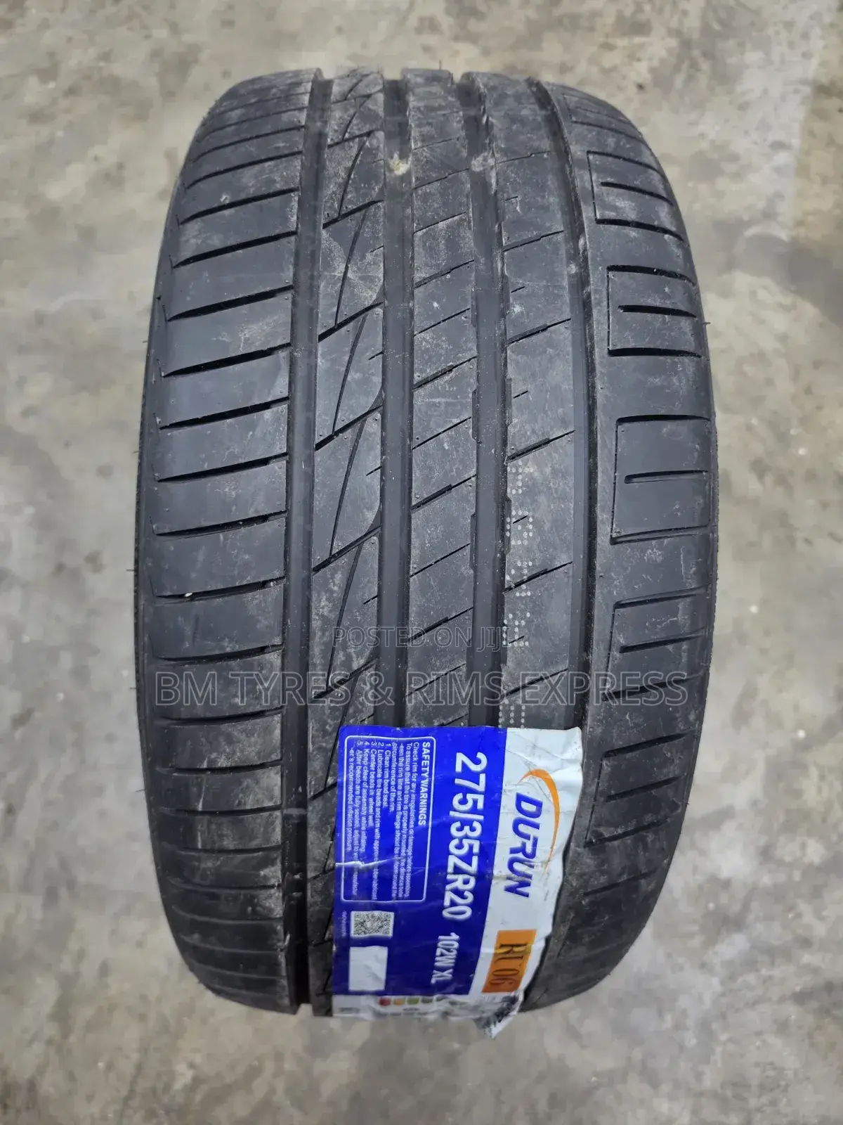 275 /35 R20 Durun