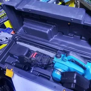 Chainsaw Machine/ Makita Portable Chainsaw