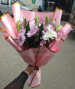Luxury Birthday Flowers - Medium Size Bouquet With a Bunch of Lilies
