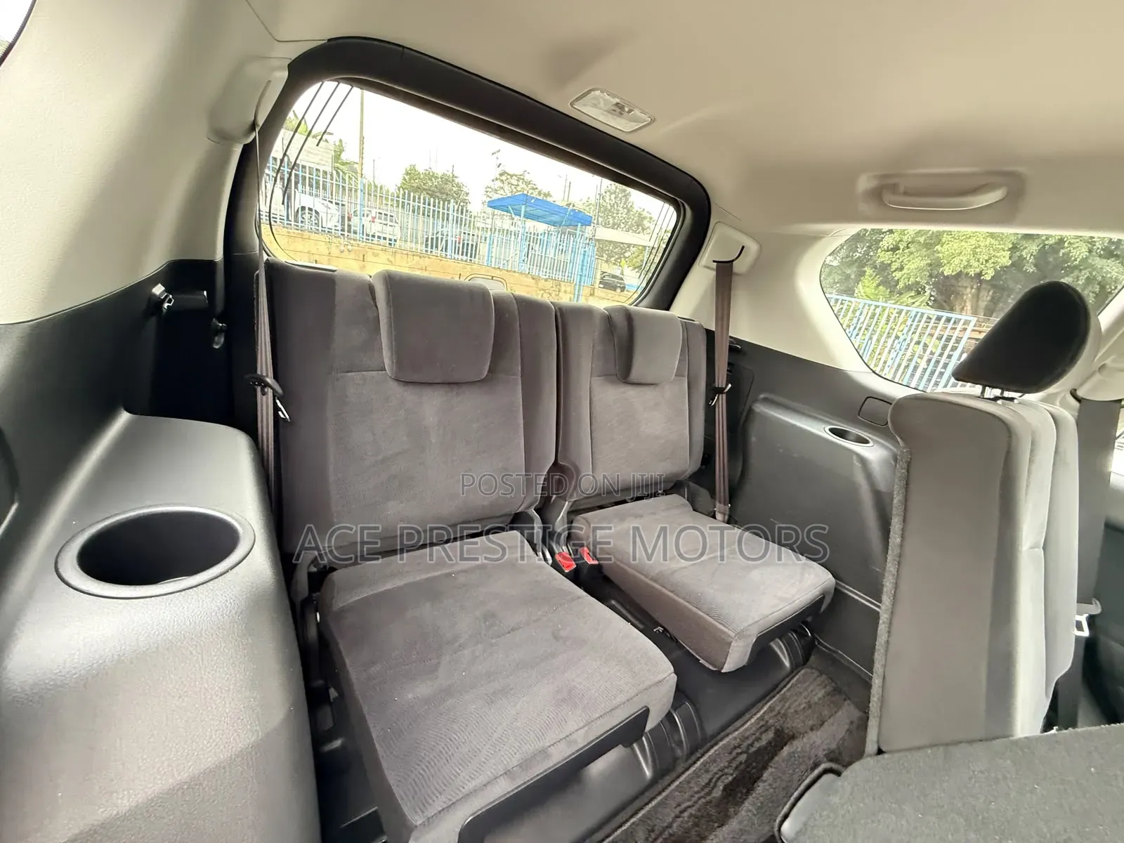 Toyota Land Cruiser Prado 2019 White