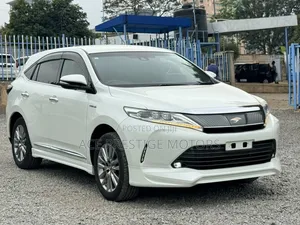 Toyota Harrier 2019 White