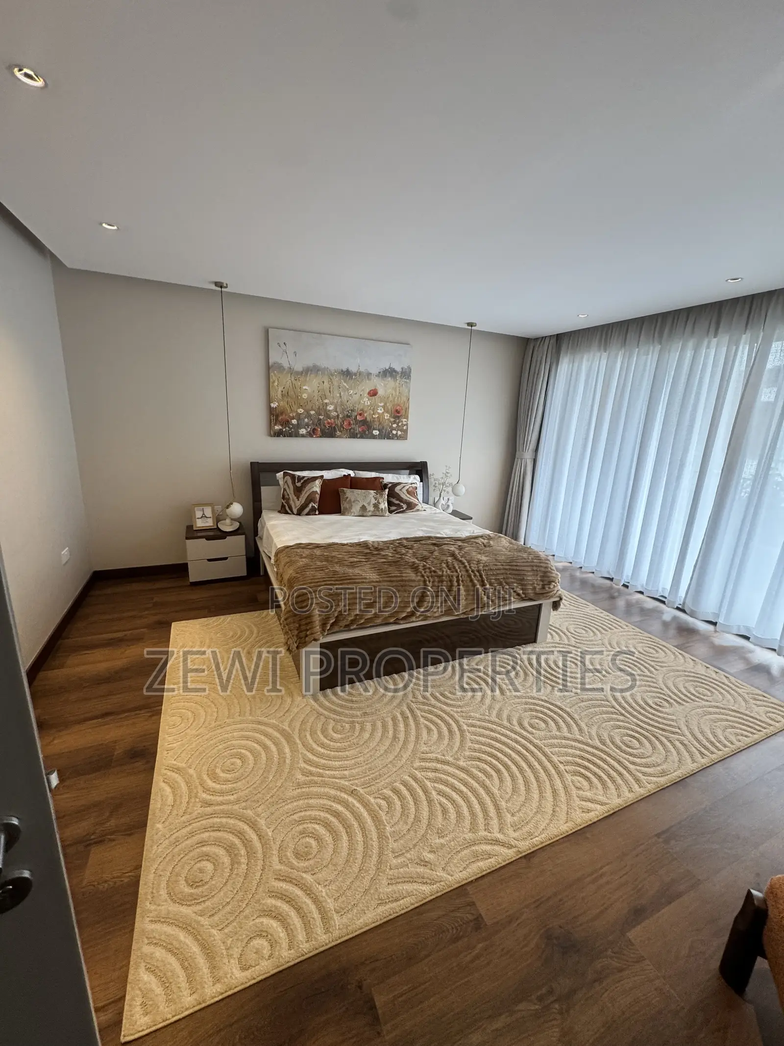 4bdrm Maisonette in Phenom Estate for sale