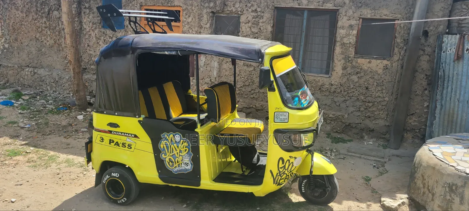 New TVS King Deluxe Plus iTouch Start 2020 Yellow