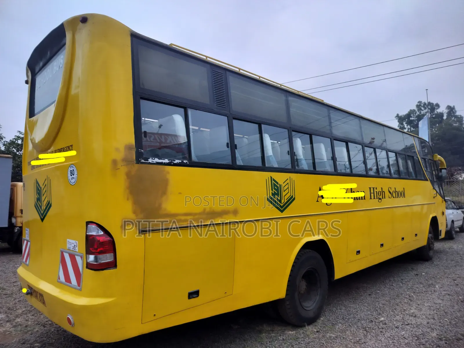 Isuzu AVR 2007 Yellow