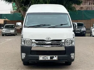 Toyota HiAce 2013 White