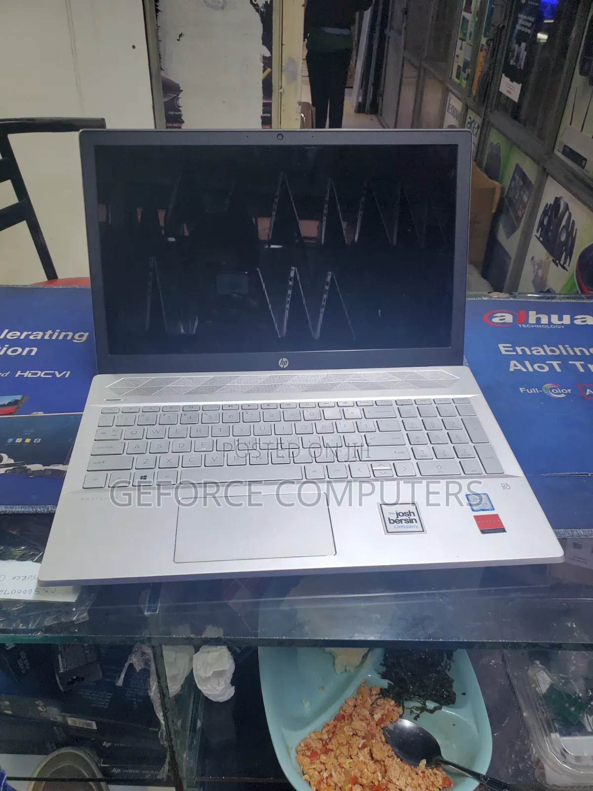 Laptop HP Pavilion 15-cs3063cl 8GB Intel Core i5 SSD 256GB