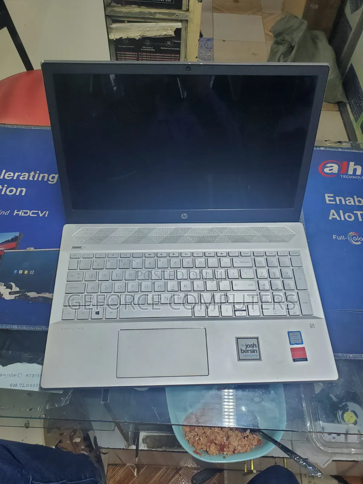Laptop HP Pavilion 15-cs3063cl 8GB Intel Core i5 SSD 256GB