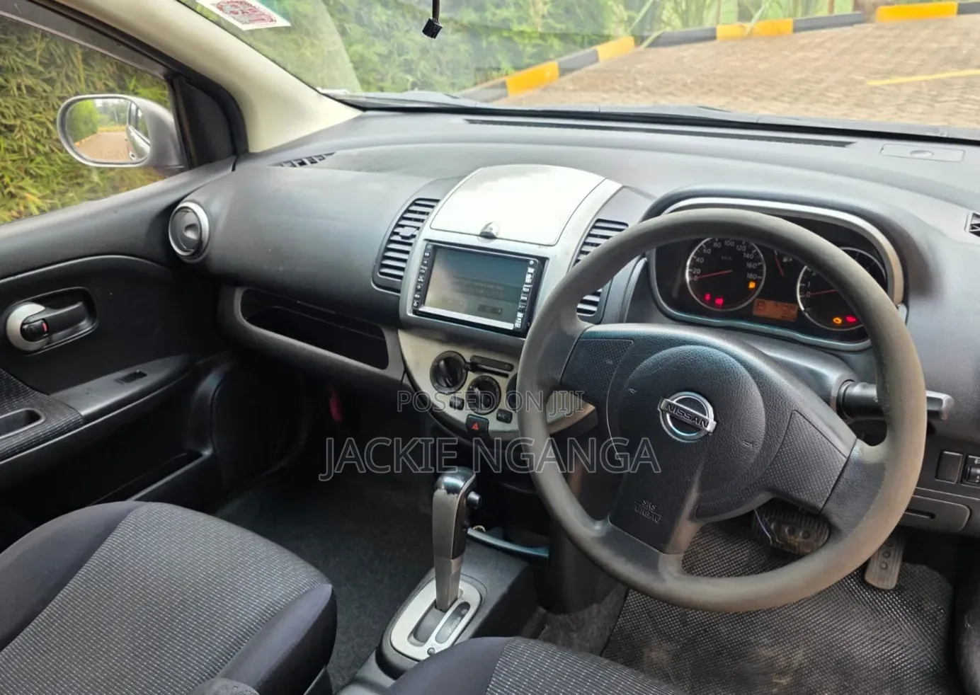 Nissan Note 2010 Gray
