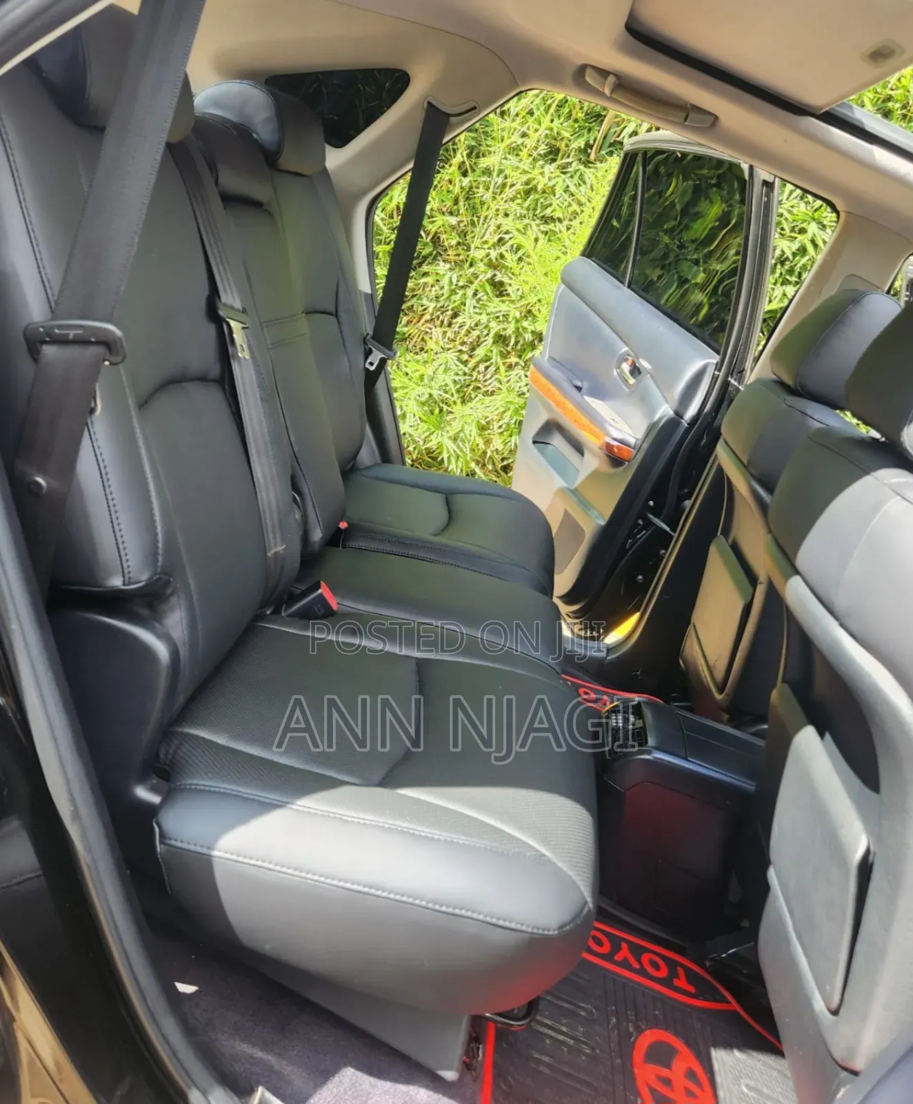 Toyota Harrier 2.4 2010 Black